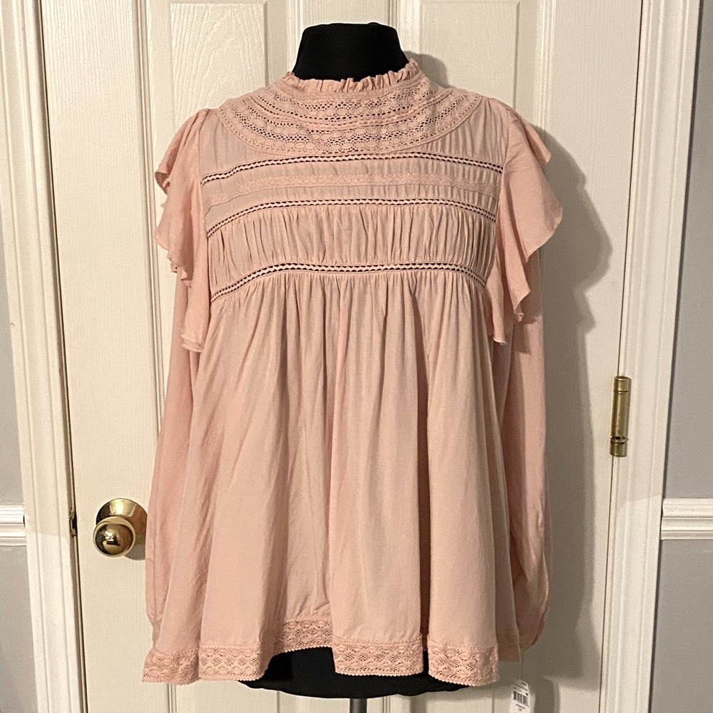 Flowy ruffled blouse